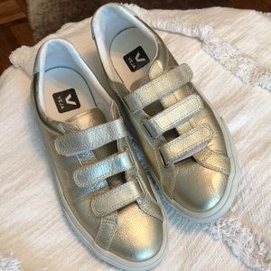 Veja Esplar 3-lock sneakers, Gold! Size 8.5